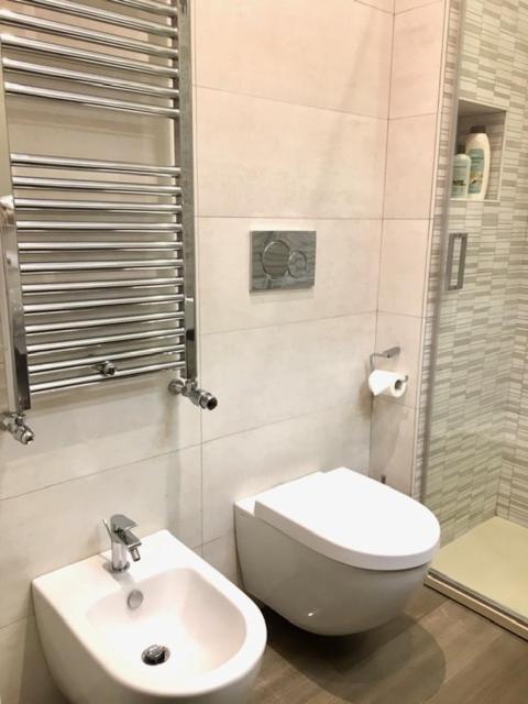 Trastevere Pasca House With Terrace And Free Parking Rome Bagian luar foto